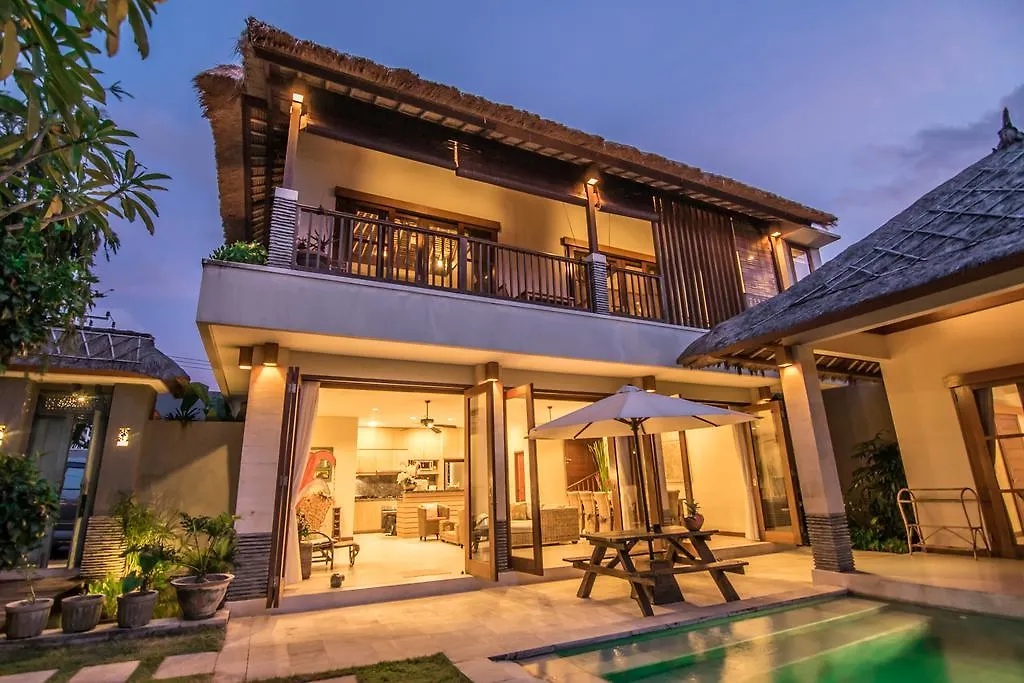 Villa Ikobana Bali Kuta